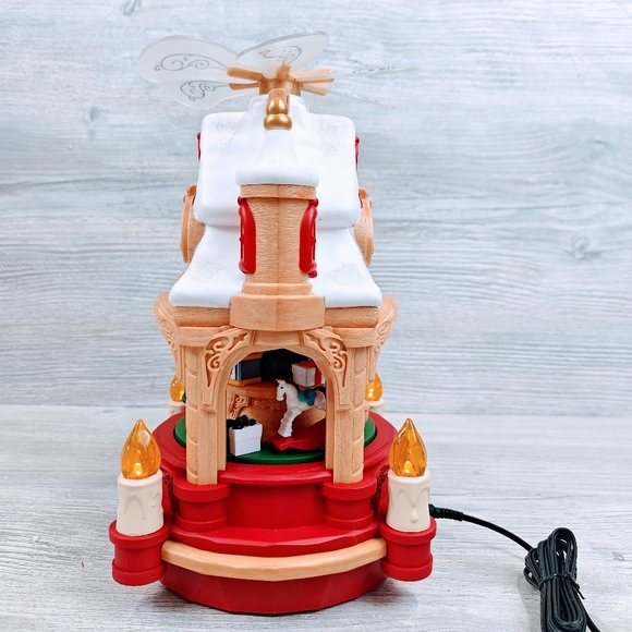 Hallmark "Where Dreams Become Toys" Tabletop 2016, Motion, Light, Sound Santa - Picture 4 of 14